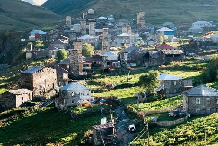 Caucasus Guesthouse Ушгули Екстериор снимка